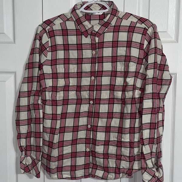 Riders by Lee Pink and White Flannel