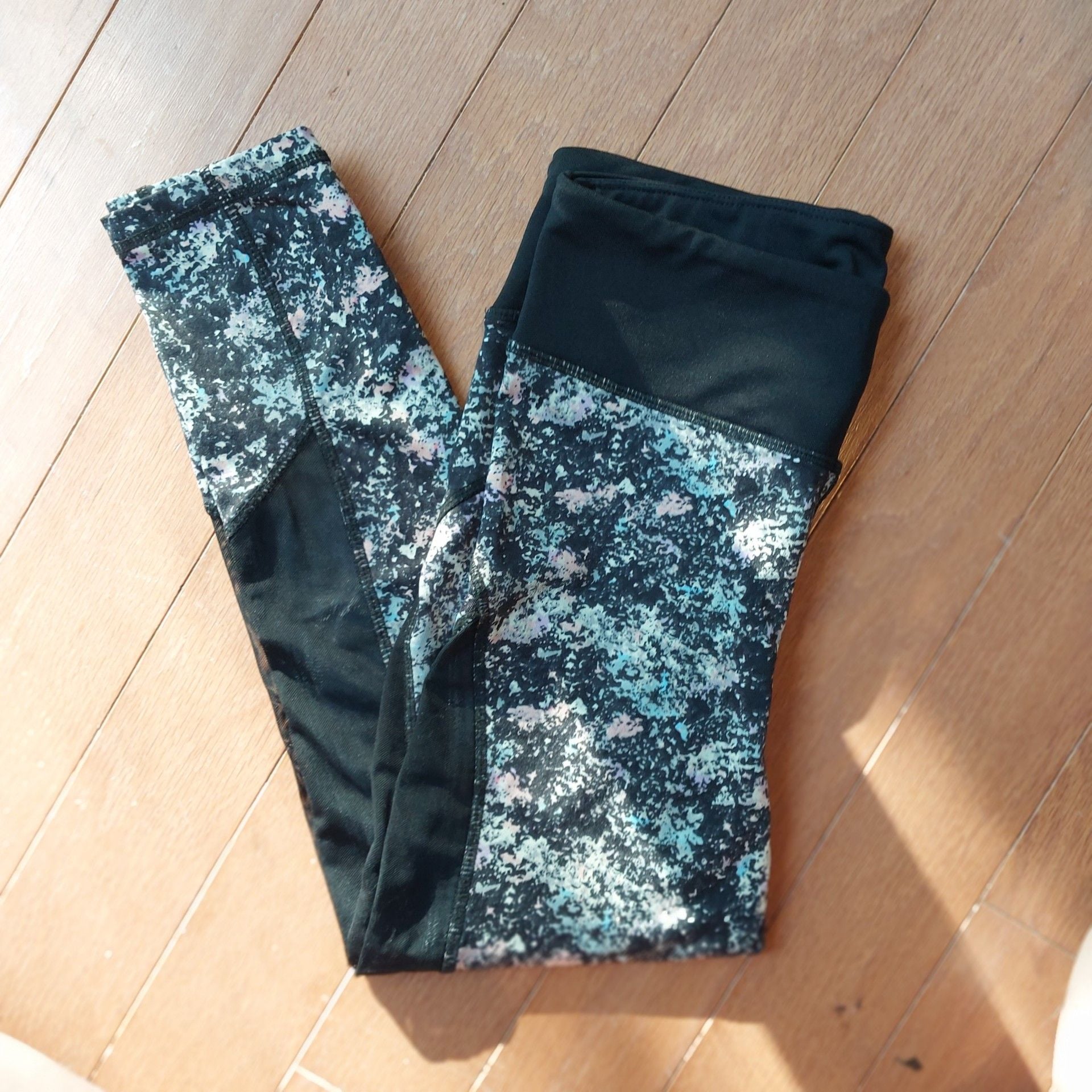 RBX Active Black Multi Floral Spritz Print Mesh Panel Leggings 2