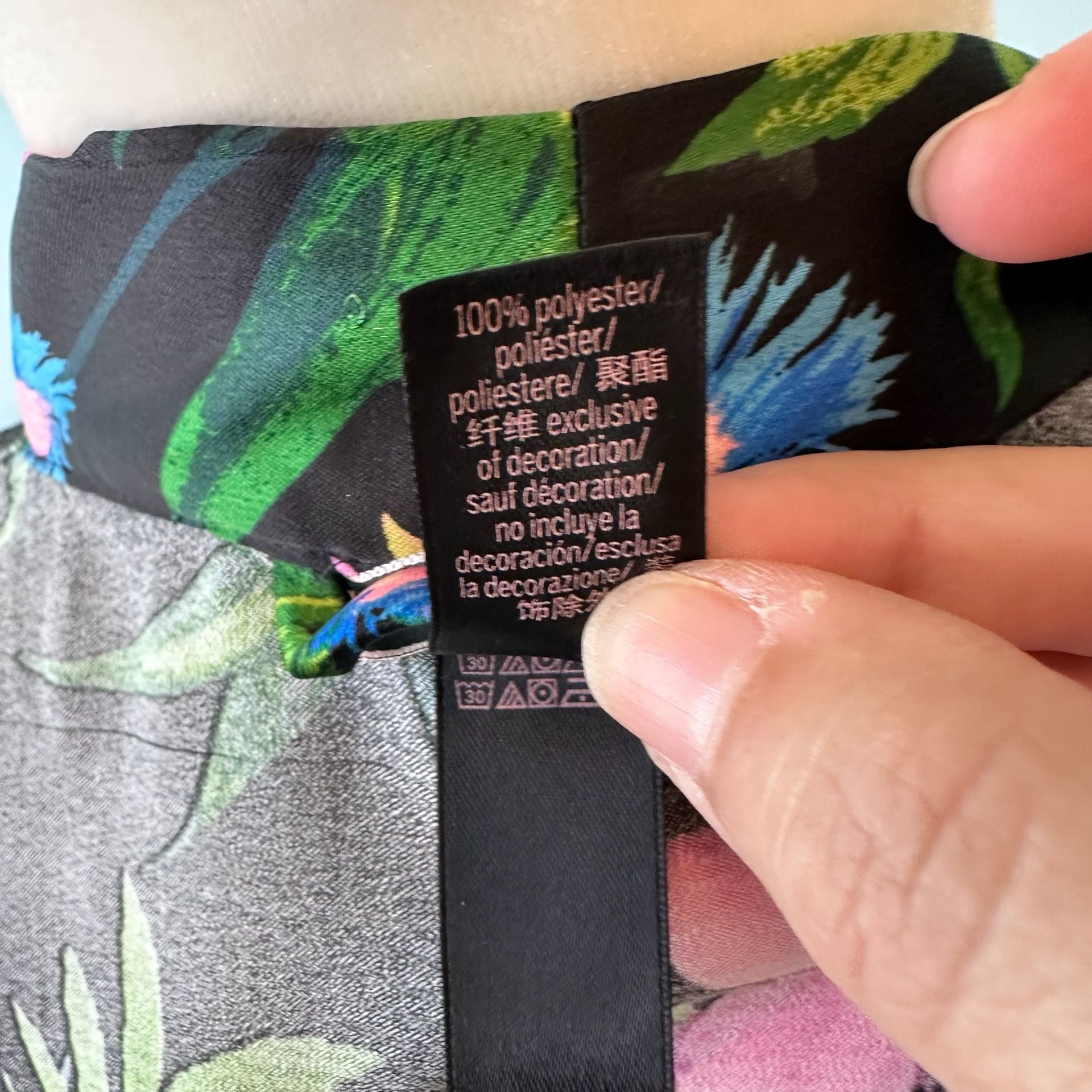 Victoria's Secret Black Tropical Floral Satin Kimono Robe with Lace Trim M/L 6