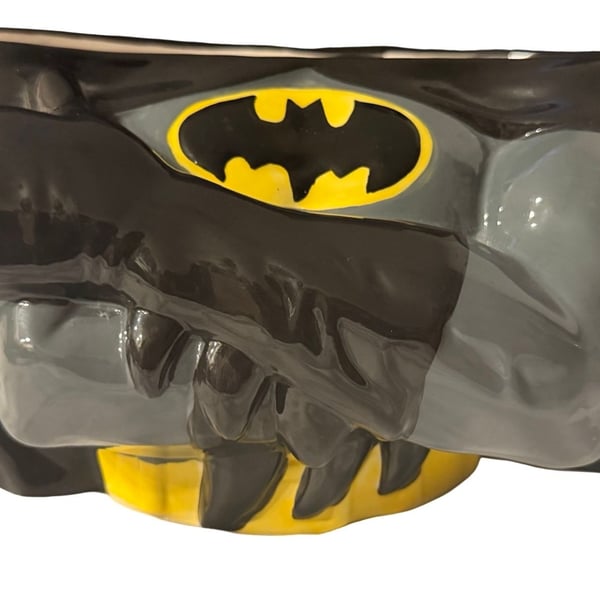 DC Comics Batman Cape Ceramic Cookie Jar Westland Giftware