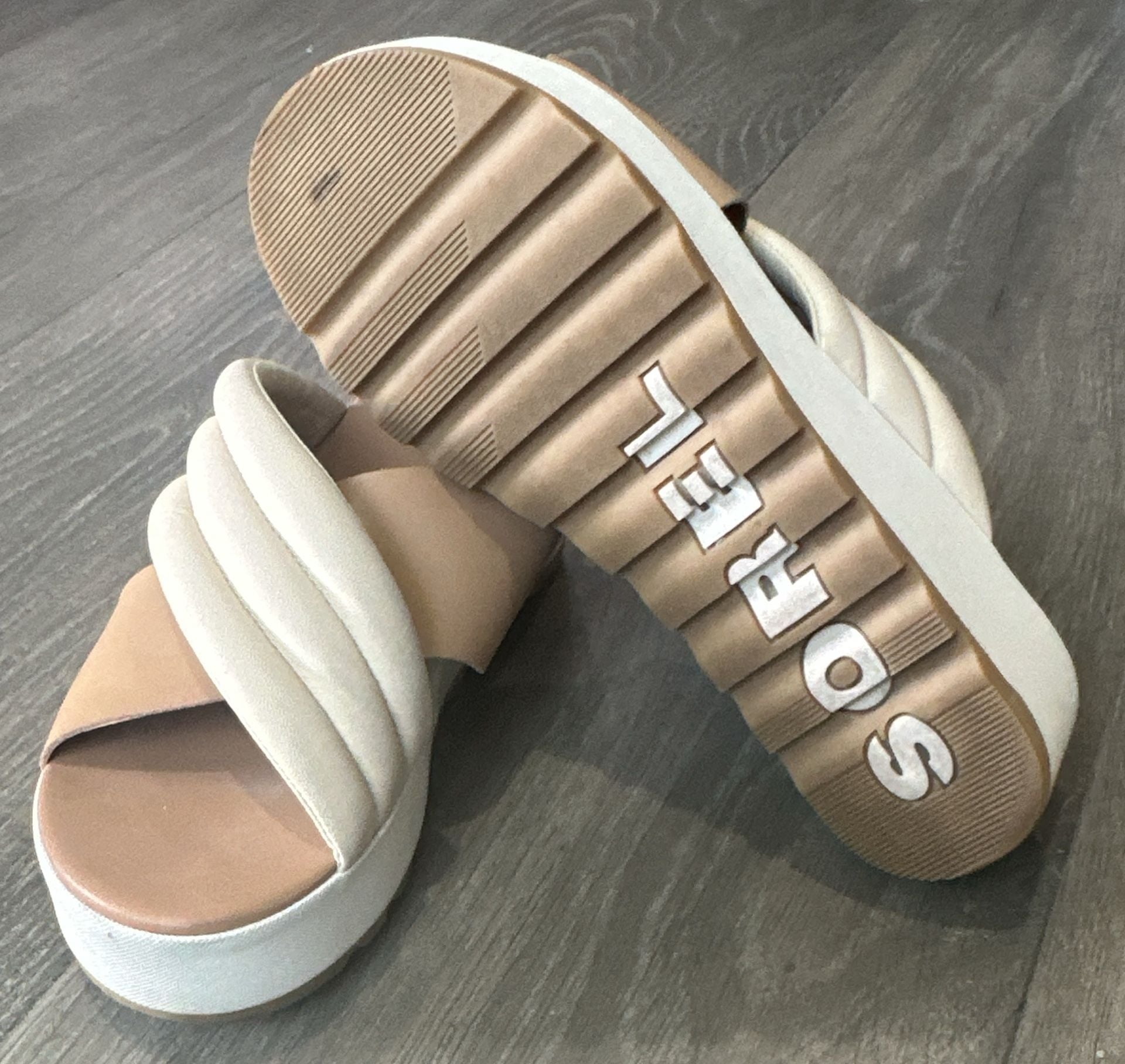 Sorel Cameron Puff Leather Wedge Sandals 7