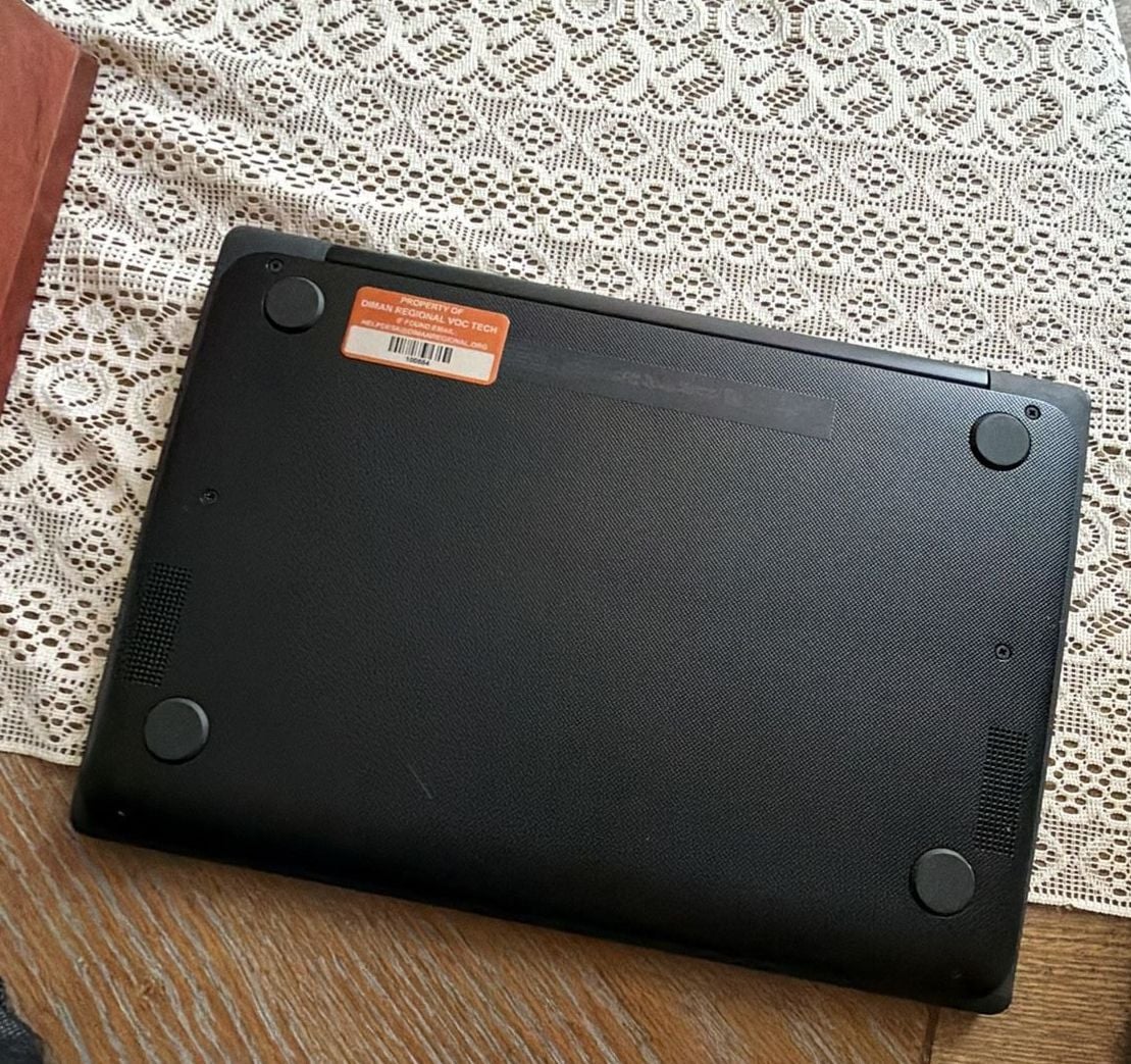 HP Chromebook 14 Black Laptop 5