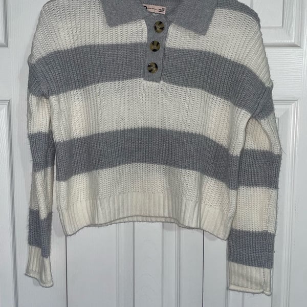 SO Cropped Polo Sweater