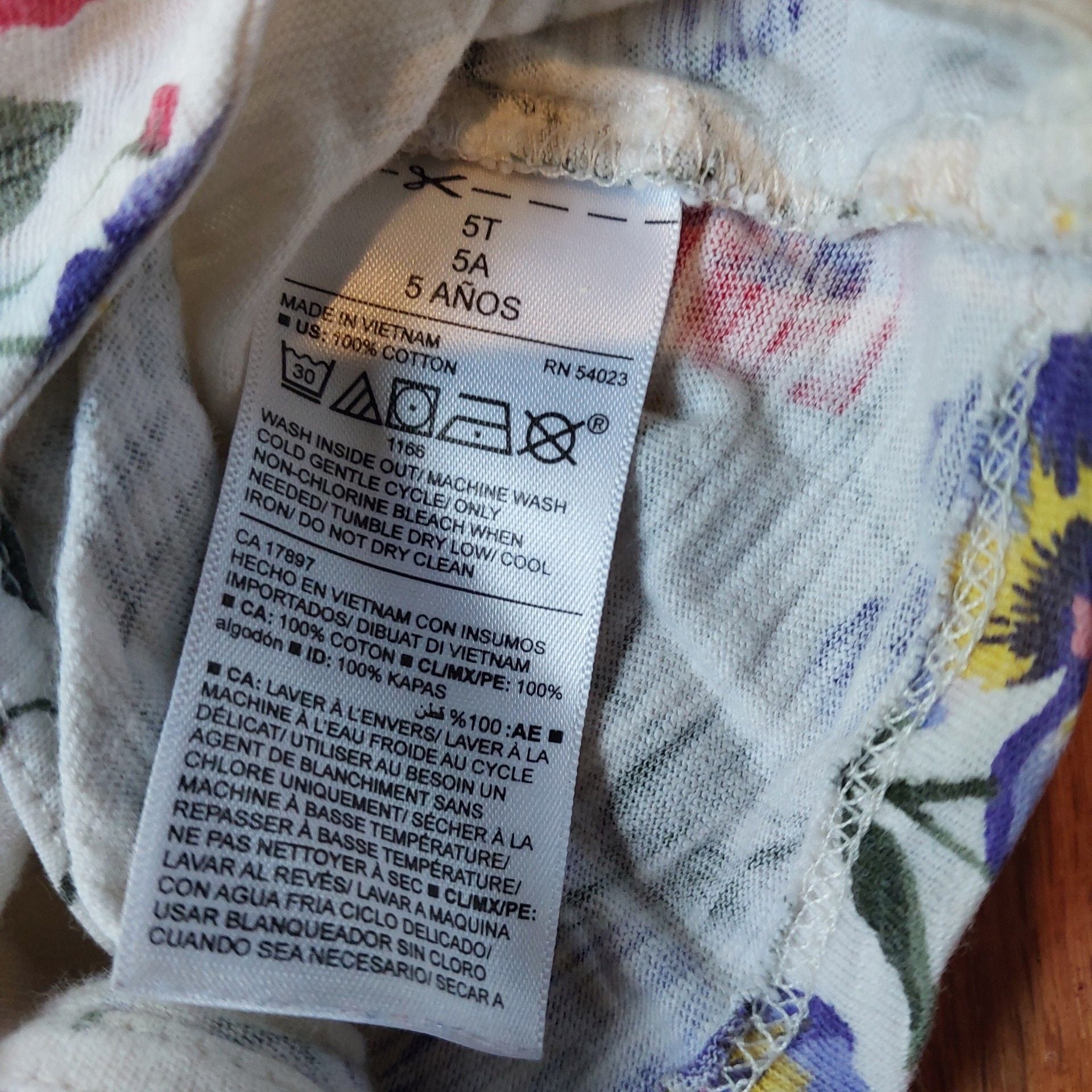 Old Navy Floral Short Sleeve Button-Front Tie-Hem Top 6