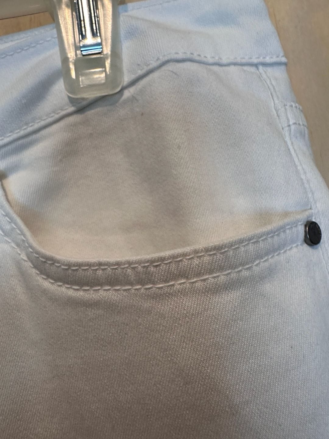 Just Black Denim White Skinny Jeans Women’s Size 30 Stretch Cropped Raw Hem USA 7