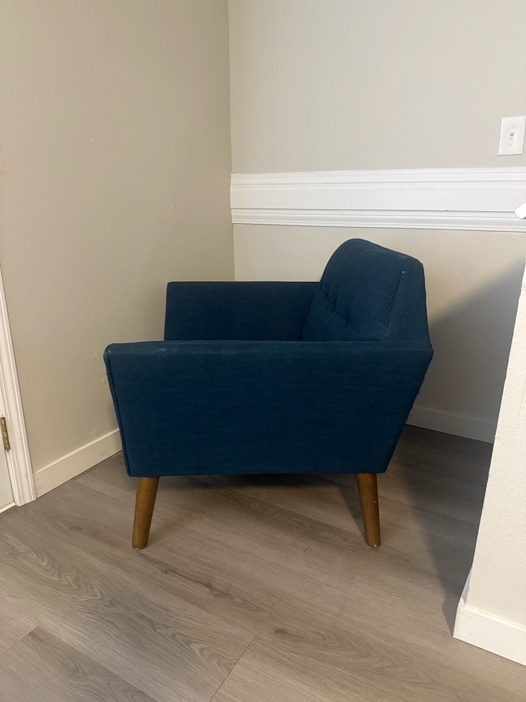 INK+IVY Newport Mid-Century Modern Blue Accent Chair 3