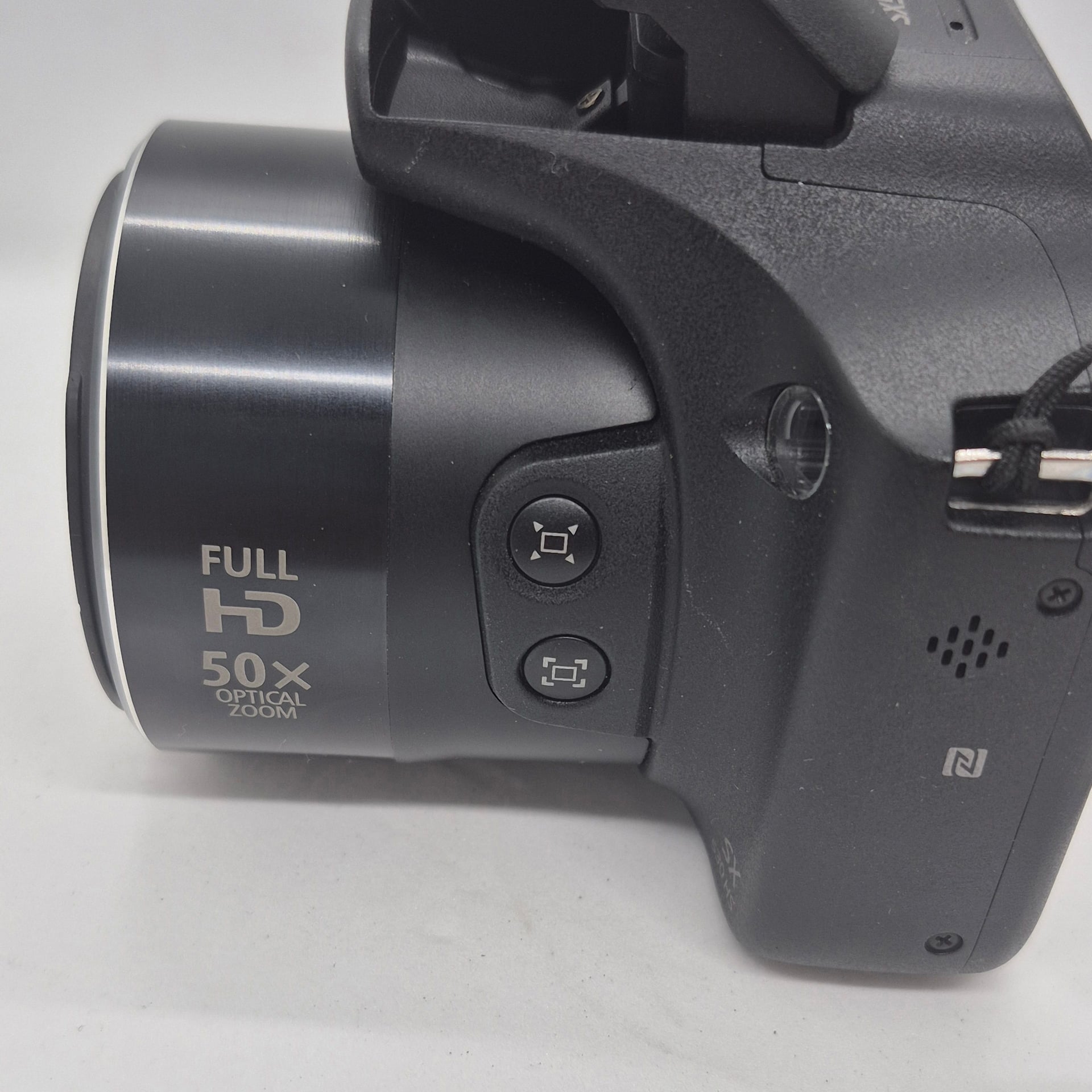 Canon PowerShot SX530 HS Digital Camera with Case 8