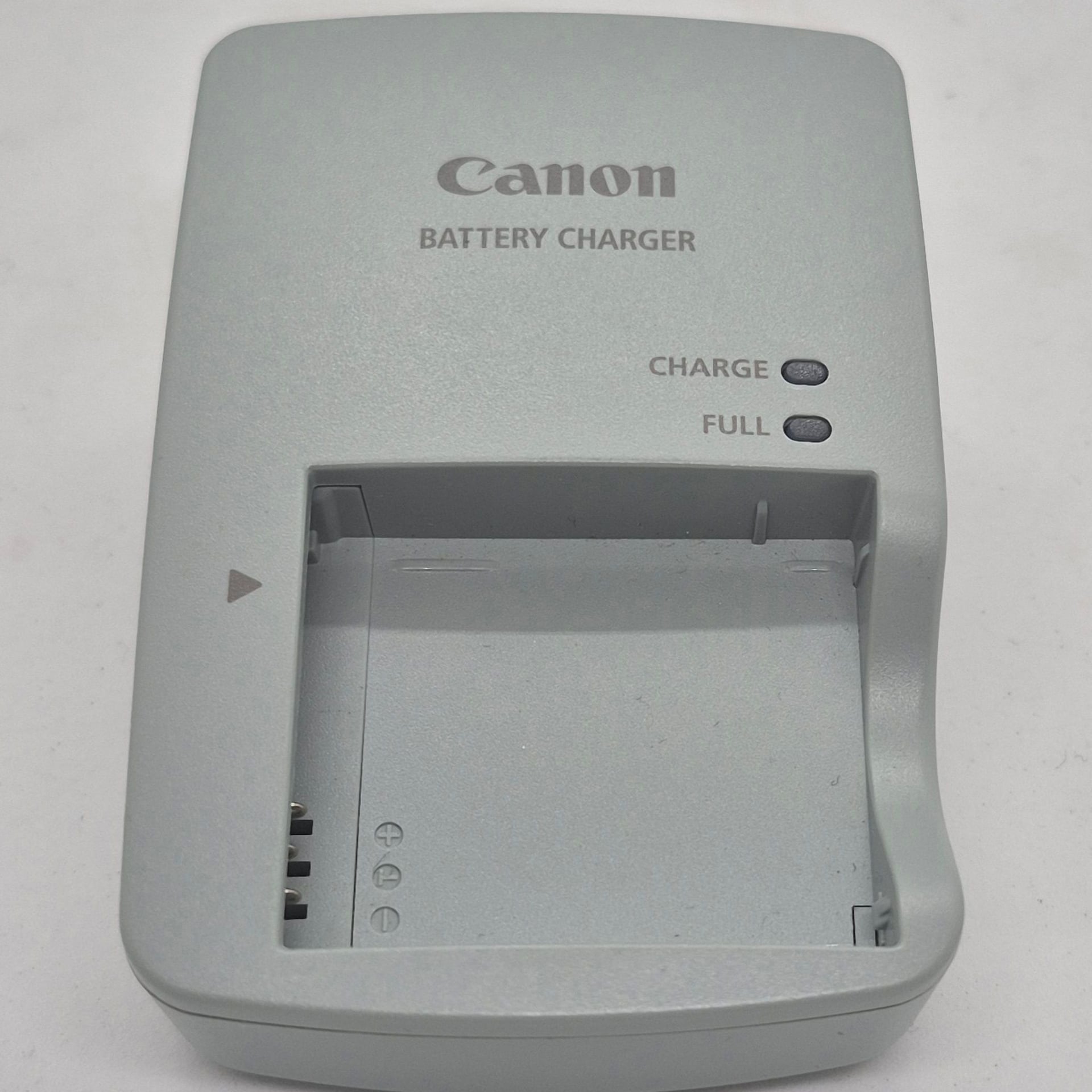 Canon PowerShot SX530 HS Digital Camera with Case 9