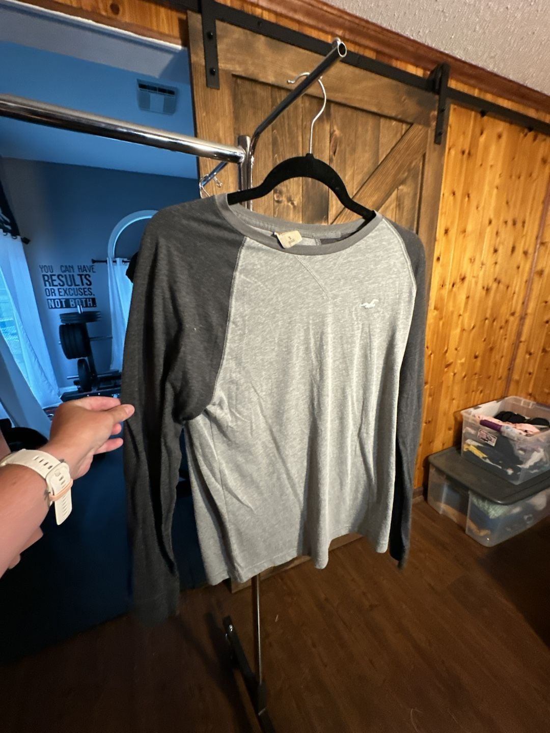 Hollister Mens Small Gray Long Sleeve Baseball Tee 2