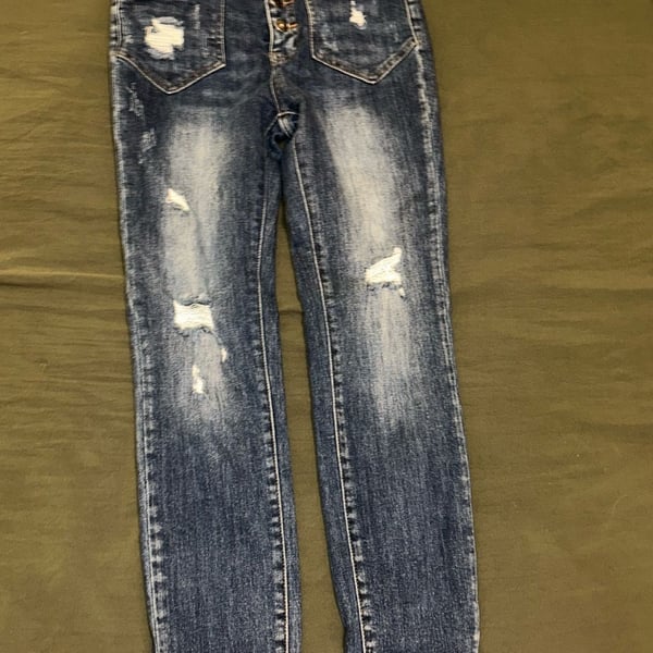 Risen High Waist Distressed Skinny Jeans
