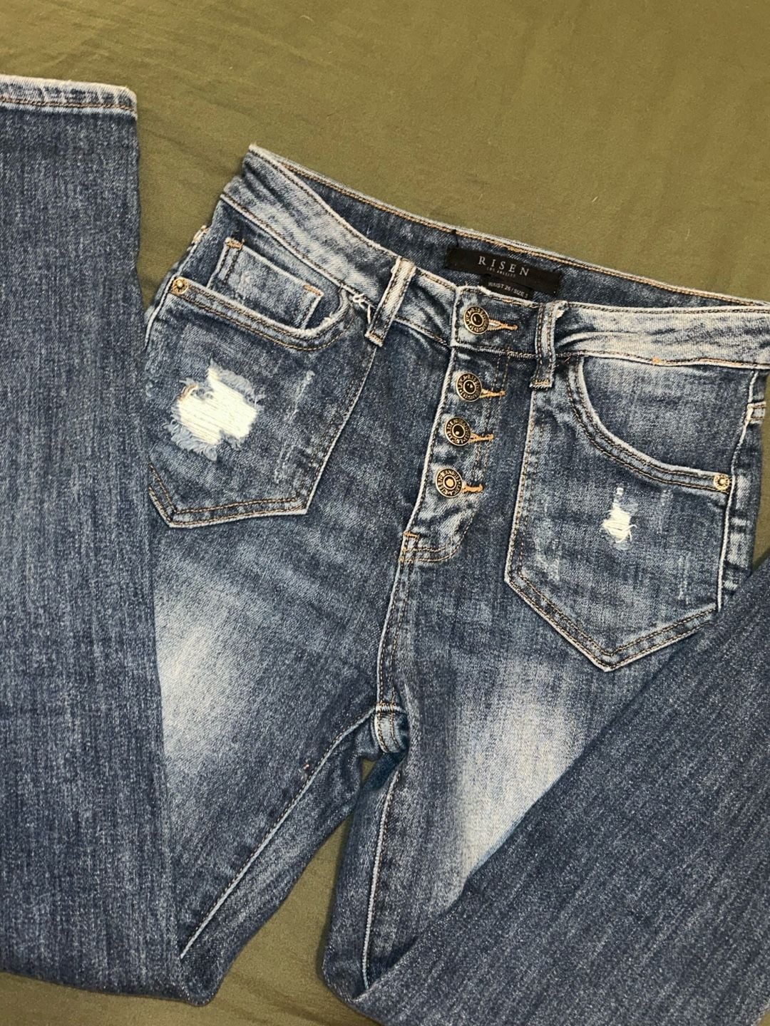 Risen High Waist Distressed Skinny Jeans 3