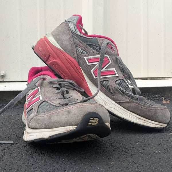 New Balance 990v3 Wolf Gray Pink Breast Cancer Awareness 