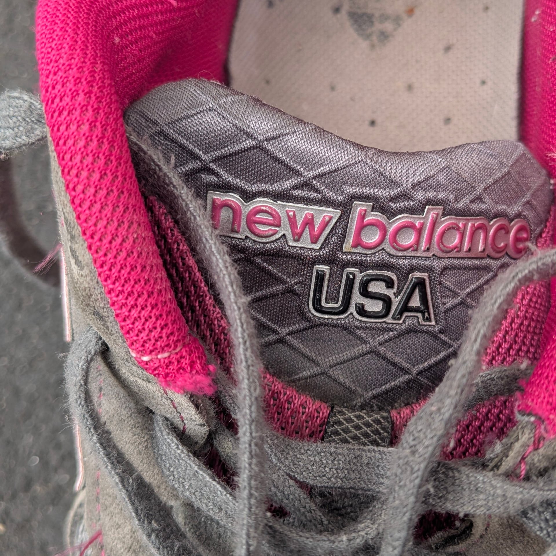 New Balance 990v3 Wolf Gray Pink Breast Cancer Awareness  8