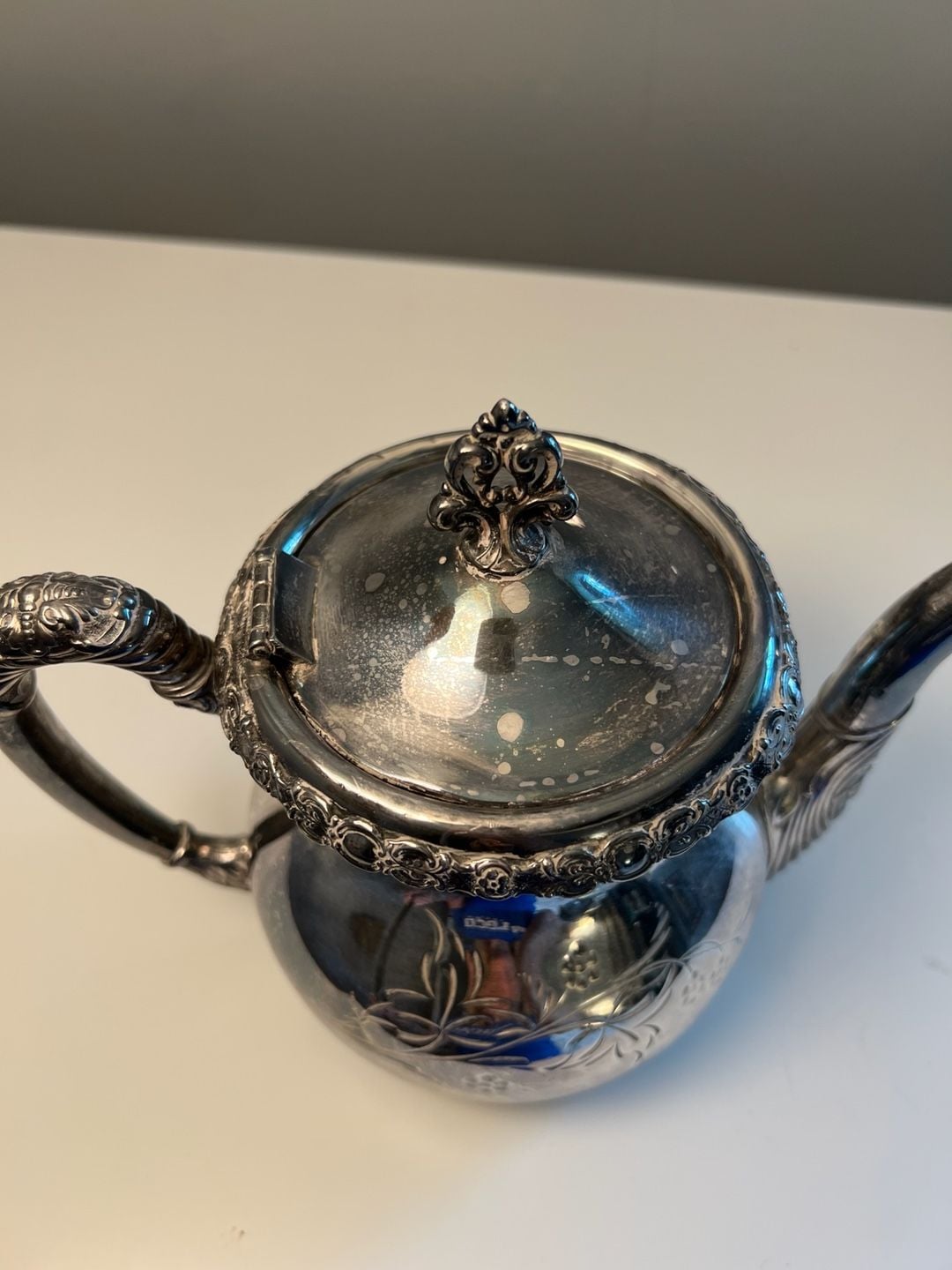 Antique Silver-plated Teapot by Richfield Plate Co. Victorian Elegance 2