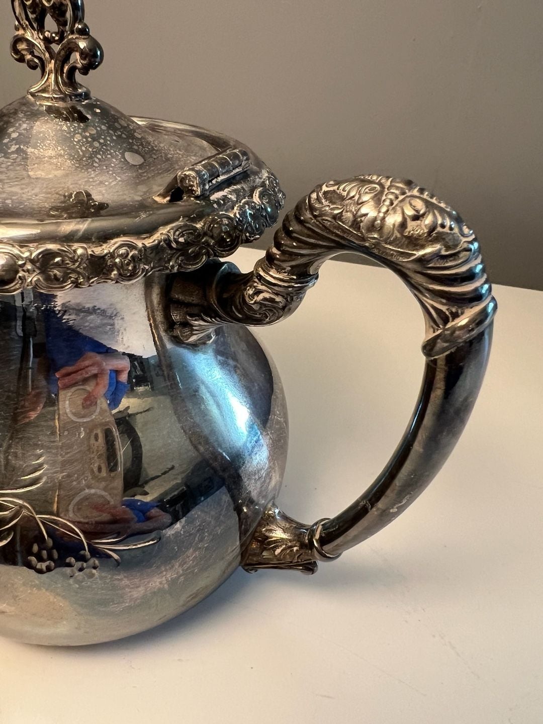 Antique Silver-plated Teapot by Richfield Plate Co. Victorian Elegance 6