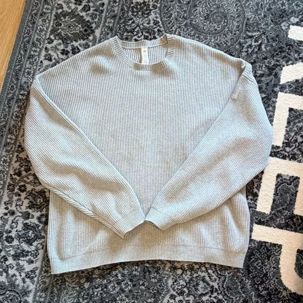 Alo Yoga Ribbed Long Sleeve Cropped Pullover Sweater Light Gray Size L