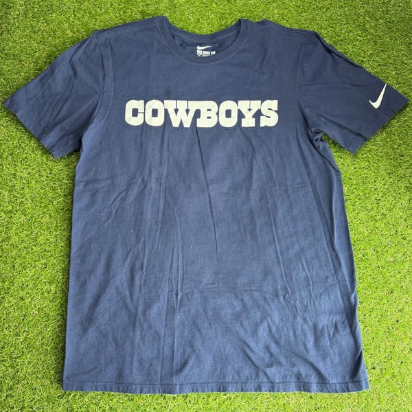 Nike NFL Dallas Cowboys Tshirt -Size M