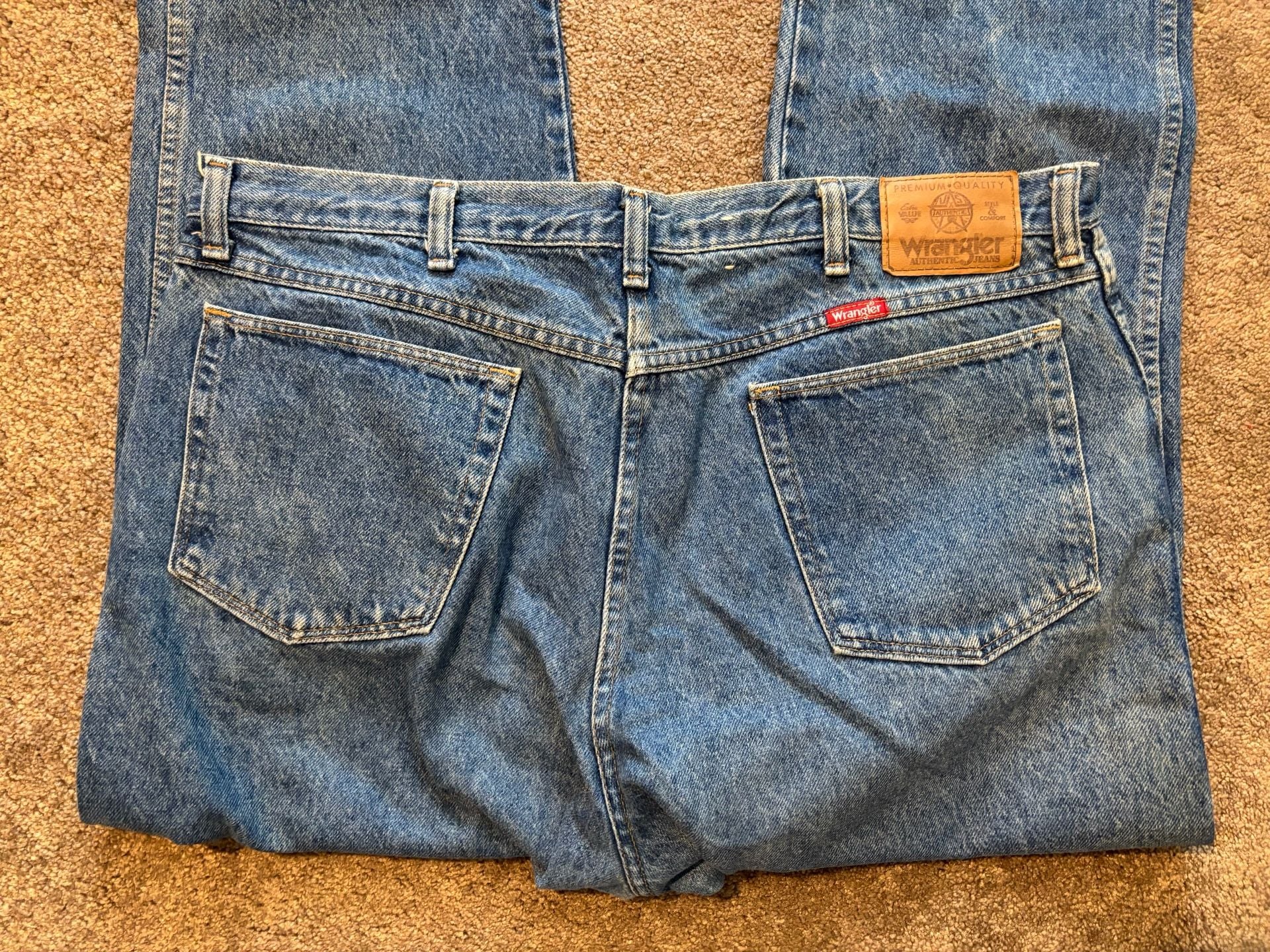 Vintage 90s Wrangler Jeans Mens 38x32 Made USA Blue Denim Relaxed Fit Workwear 9