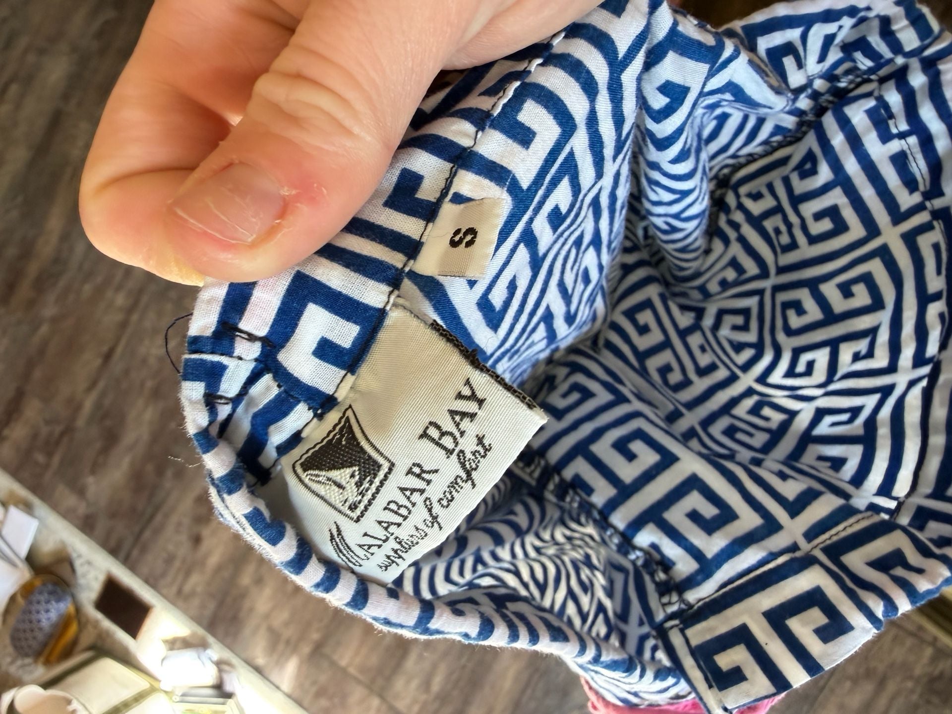 Malabar Bay Blue and White Greek Key Print Pajama Top and Bottoms Size S 4