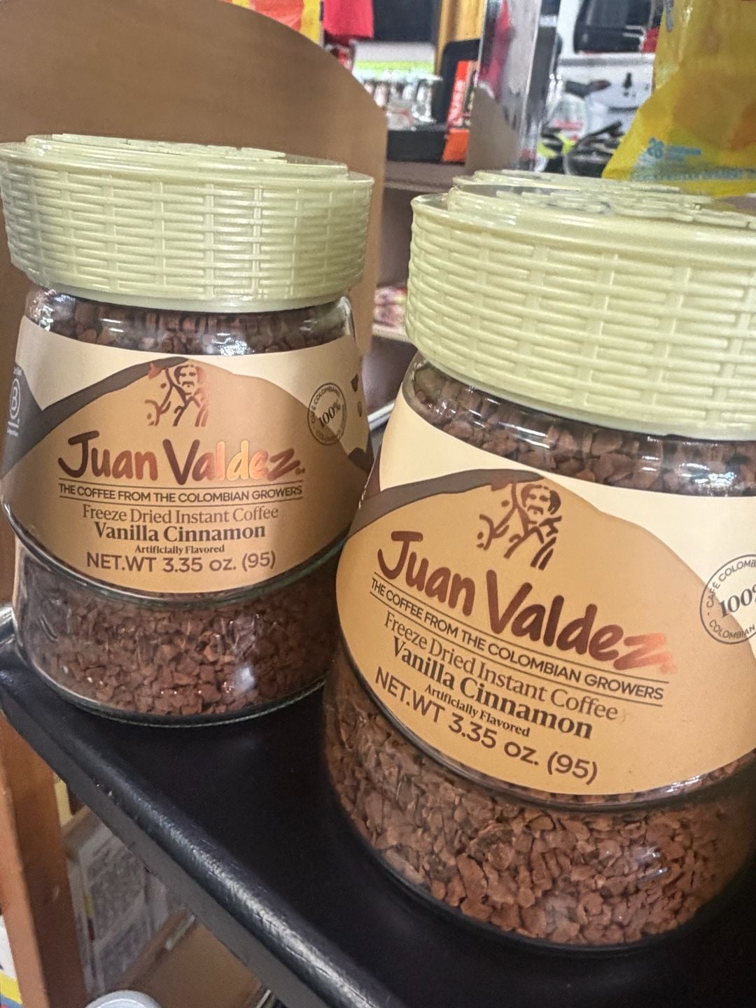 Juan Valdez Freeze Dried Instant Coffee Vanilla Cinnamon Pack of 2 4