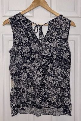 NWT Blue Boutique Brand, Peplum, Navy & Floral Crocheted, Tank Top, Size Small 8