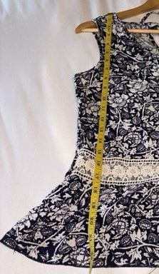 NWT Blue Boutique Brand, Peplum, Navy & Floral Crocheted, Tank Top, Size Small 13