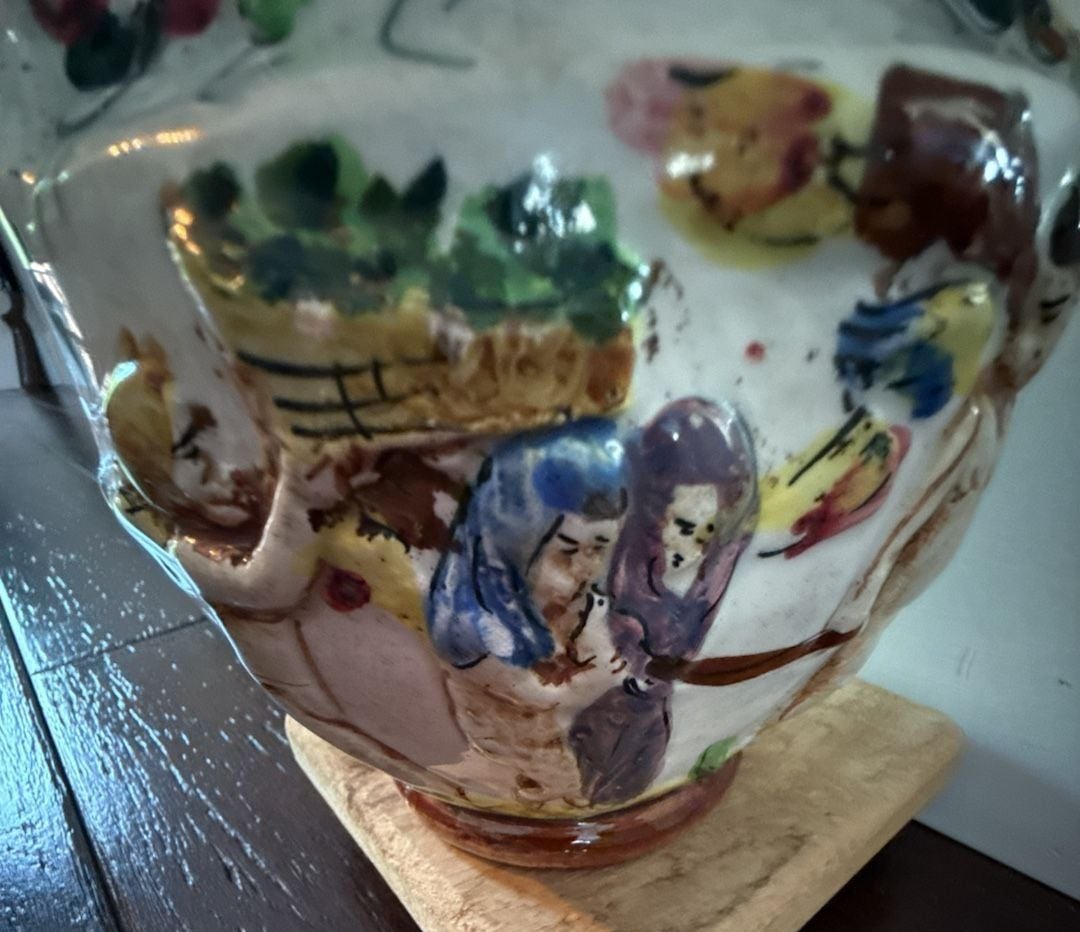 Vintage Italian Majolica Hand-Painted Cherub Vase 13