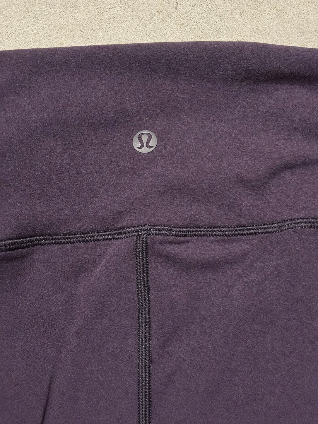 Lululemon Reveal Tight Lattice Paisley Size 8 7