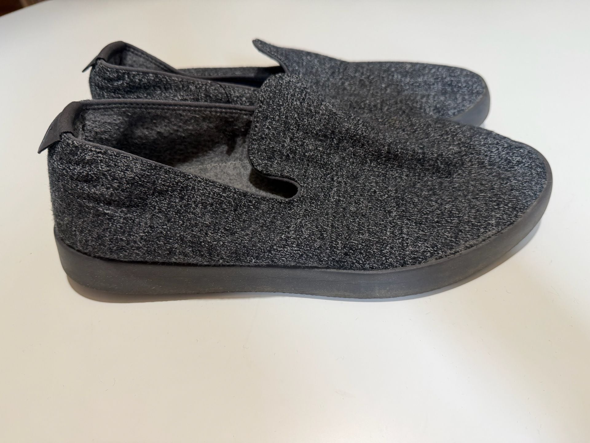 Allbirds Merino Wool Men’s Slip on Lounge Shoes Size 10 Grandpa Core  10