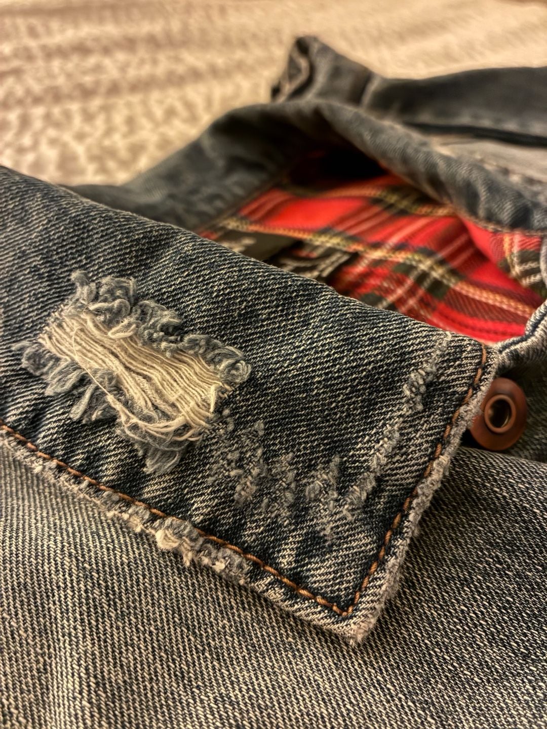 Forever 21 Men Red Flannel Lined Distressed Denim Jacket 4