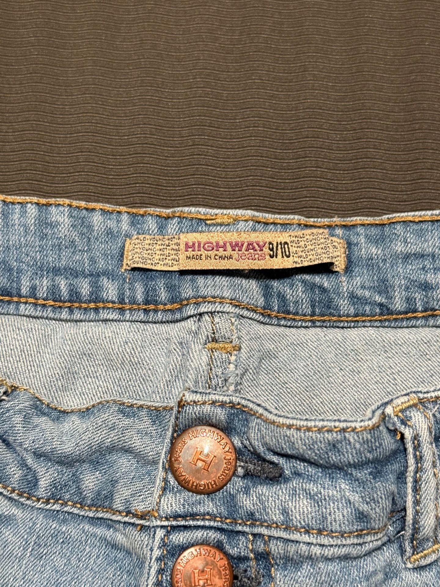 Highway Jeans HWY Jeans Distressed Raw Hem Button Fly Denim Shorts Size 9/10 3
