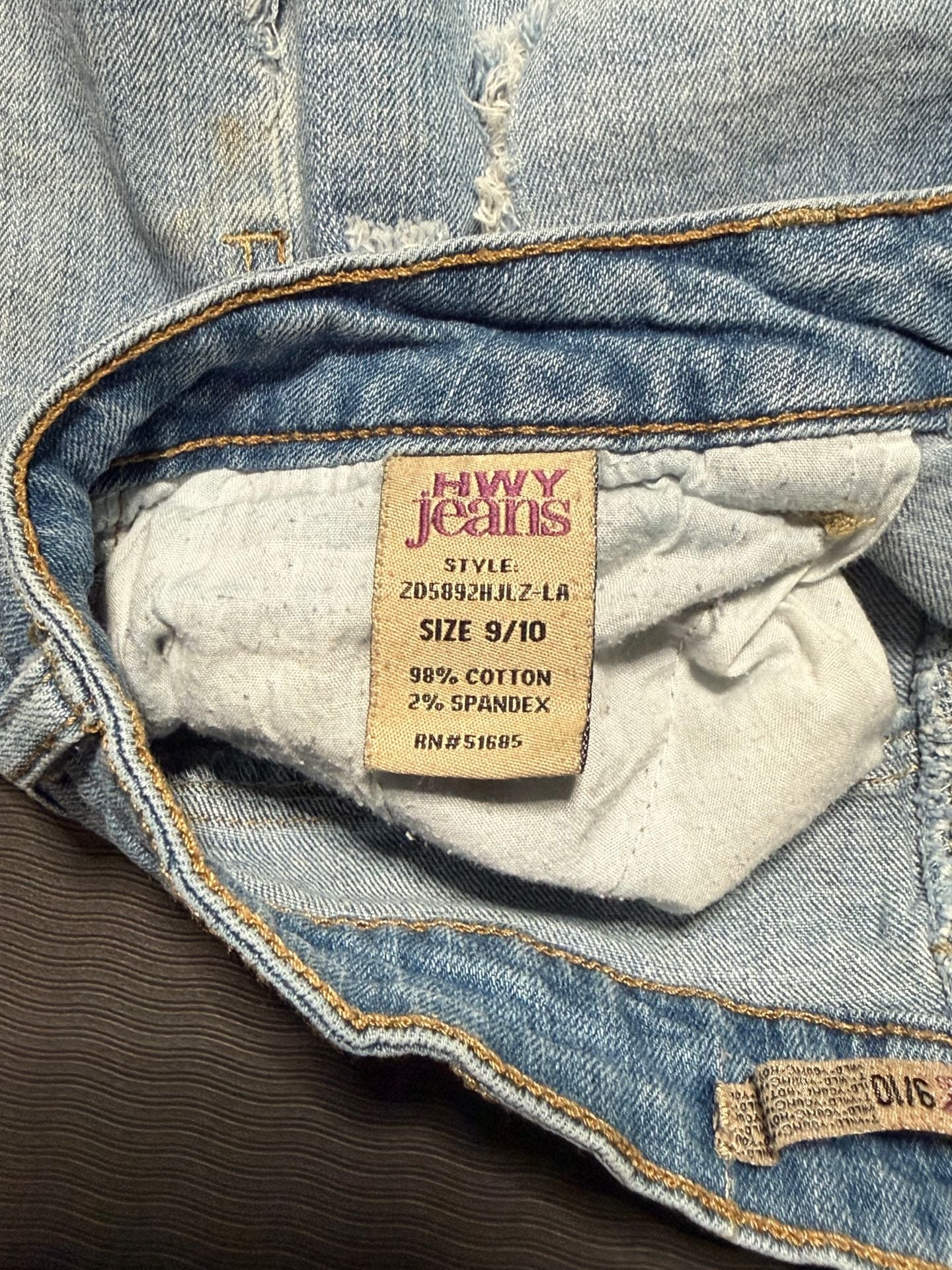 Highway Jeans HWY Jeans Distressed Raw Hem Button Fly Denim Shorts Size 9/10 5