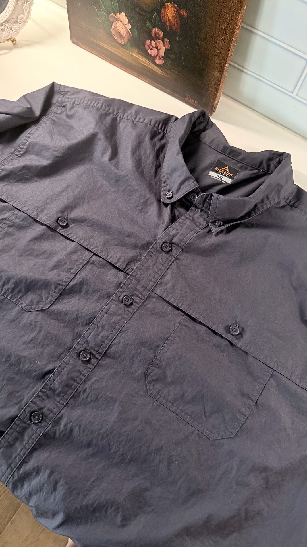 Lot of 2 men’s Button-Up Shirts 3XL, one long sleeved and one short, workwear 10