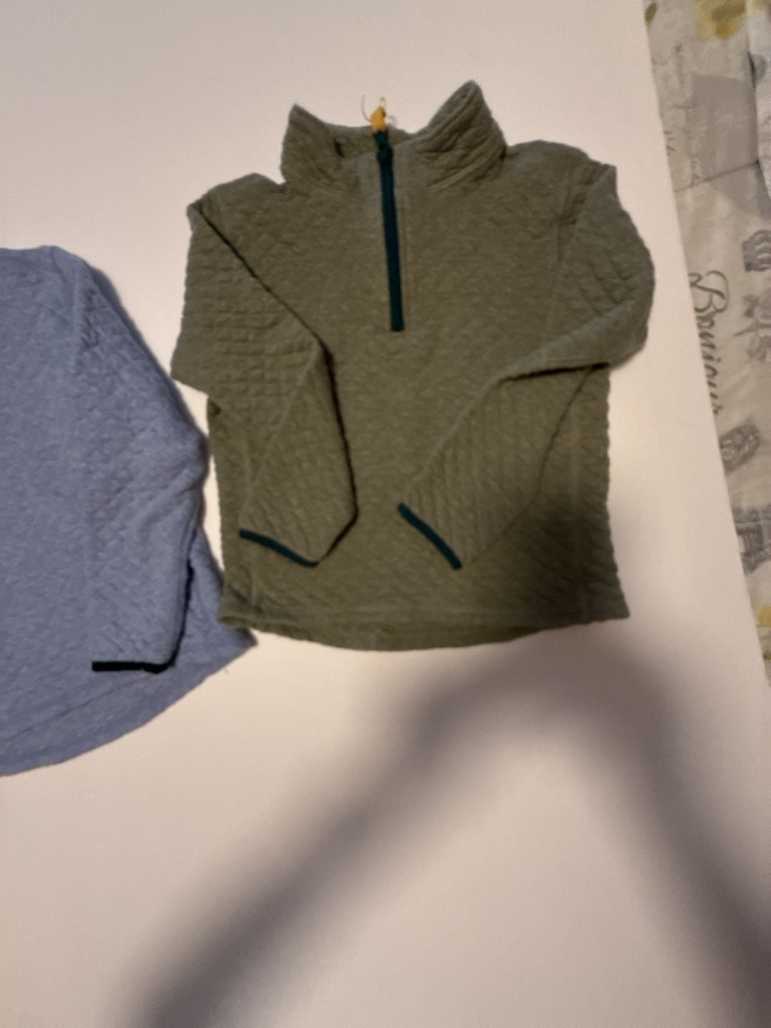 Product thumbnail 3