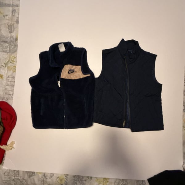 Lot of 2 Boys Vests: Nike Navy Blue Fleece Zip Vest and Crewcuts Quilted Zip Vest Size S 6-7