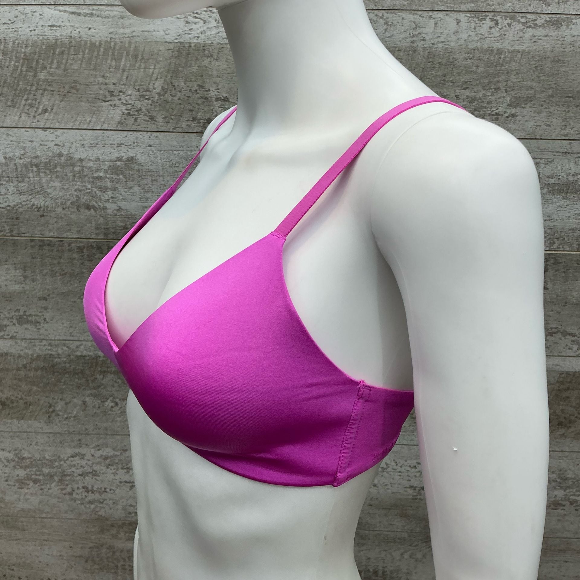 SKIMS Pink Triangle Bralette Size 32C 2