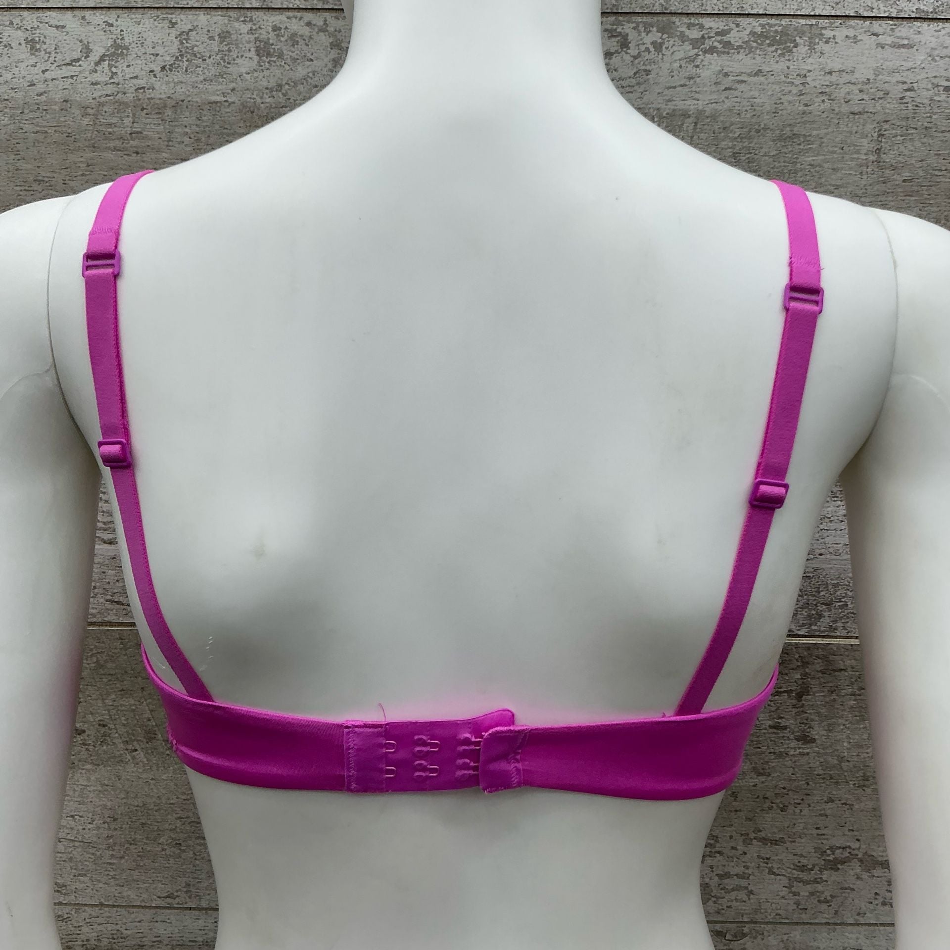SKIMS Pink Triangle Bralette Size 32C 3