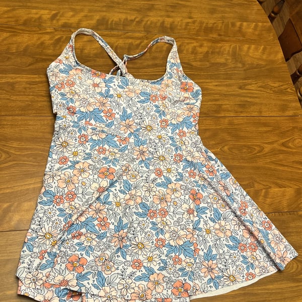 B2PRITY Women's Floral Print One Piece Swimdress with Built-In Shorts Size XL