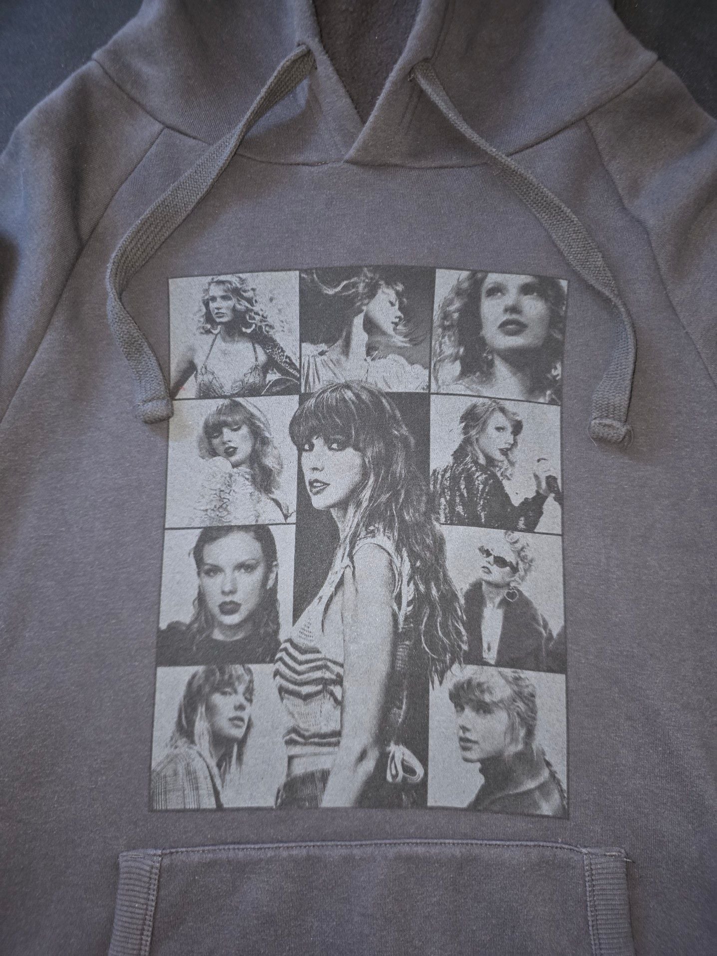 Taylor Swift The Eras Tour Photo Collage Pullover Hoodie Black Size L 2