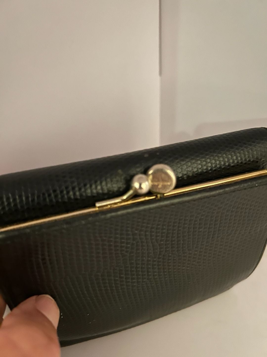 Salvatore Ferragamo Black Textured Leather Wallet With Gancini Clasp 4