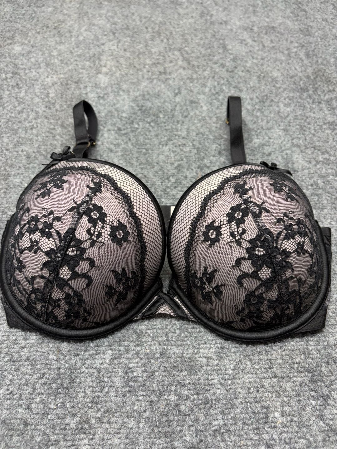 Victoria's Secret Bra Sexy Black Lace Lightly Padded Underwire Demi Size 34DD 2