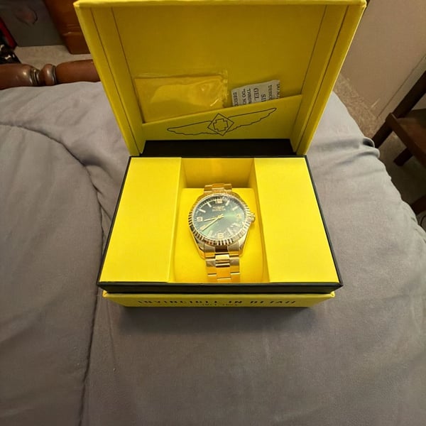 Invicta Men's 47459 Specialty Quartz 3 Hand Green Dial Watch - Macy's,