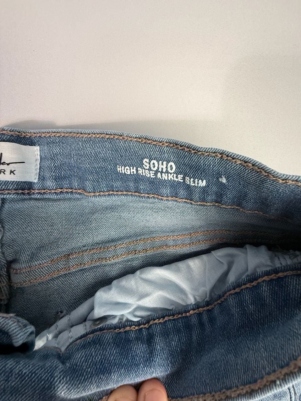 Nicole Miller New York Soho High Rise Ankle Slim Distressed Jeans 4