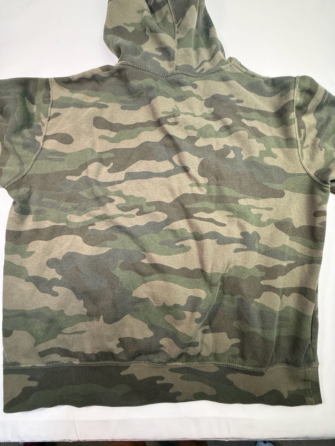 Pure Barre Green Camo Pullover Hoodie Sweatshirt with White Logo 6
