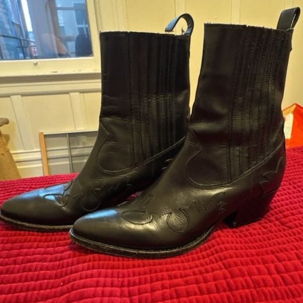 Barneys New York Black Leather Western Cowboy Ankle Booties