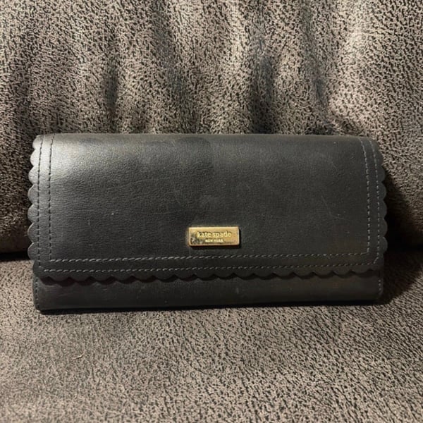 Kate Spade New York Black Leather Scalloped Flap Wallet