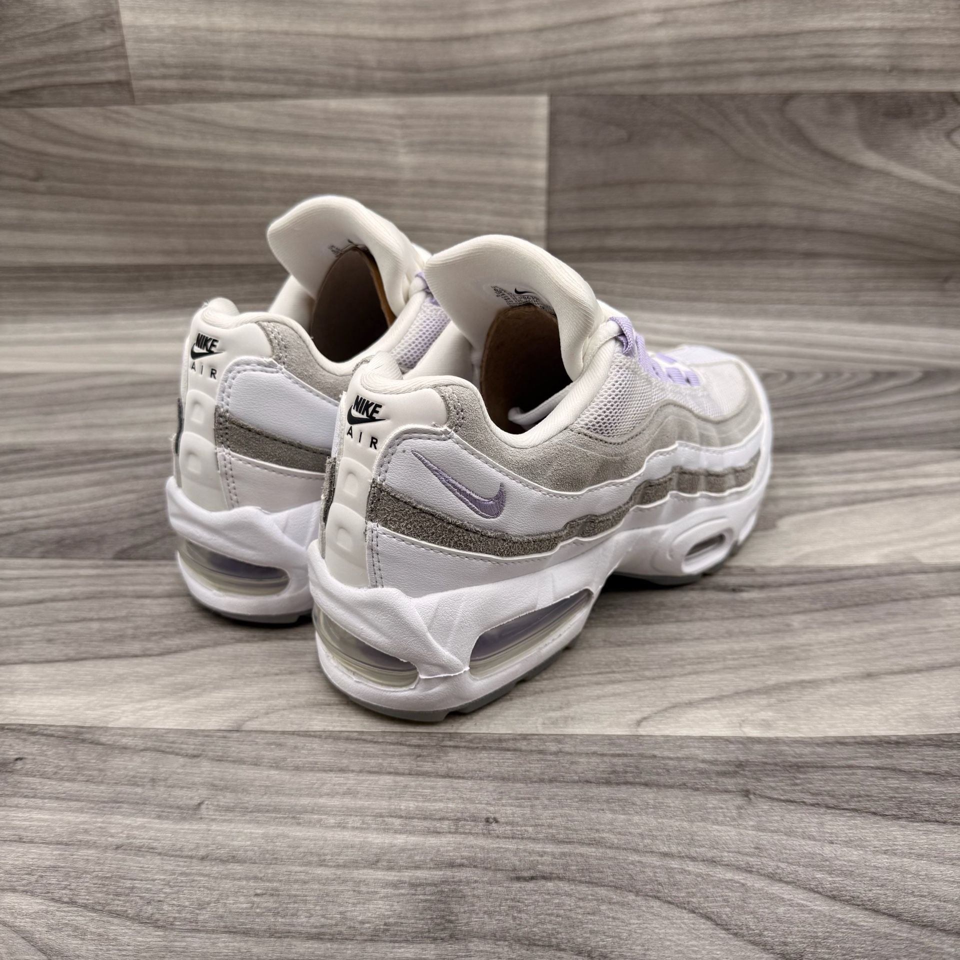 Nike Air Max 95 Big Bubble Hydrangeas NWOT Women's Sneakers 11