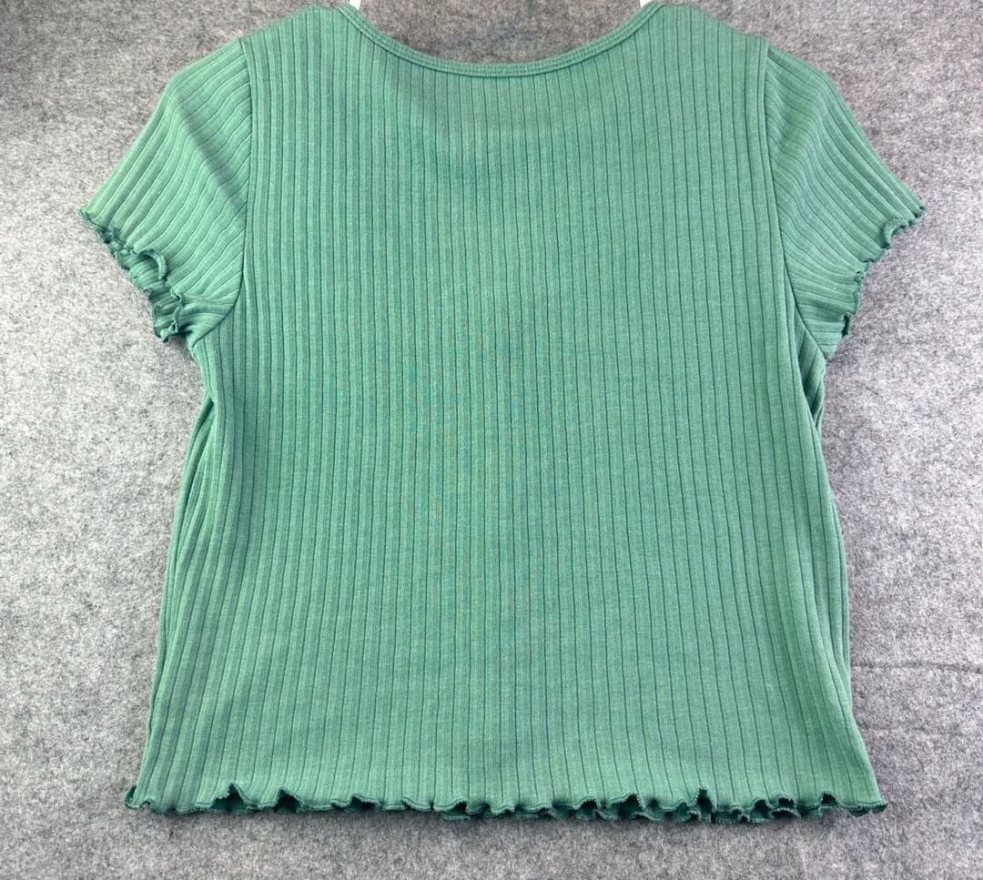 Y2K inspired American Eagle Green Ribbed Button Front Top | Lettuce Hem | Size M 4