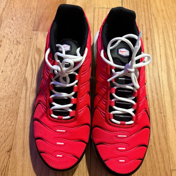 Nike Air Max Plus Siren Red Black White DJ5138-600 Men's Size 10.5