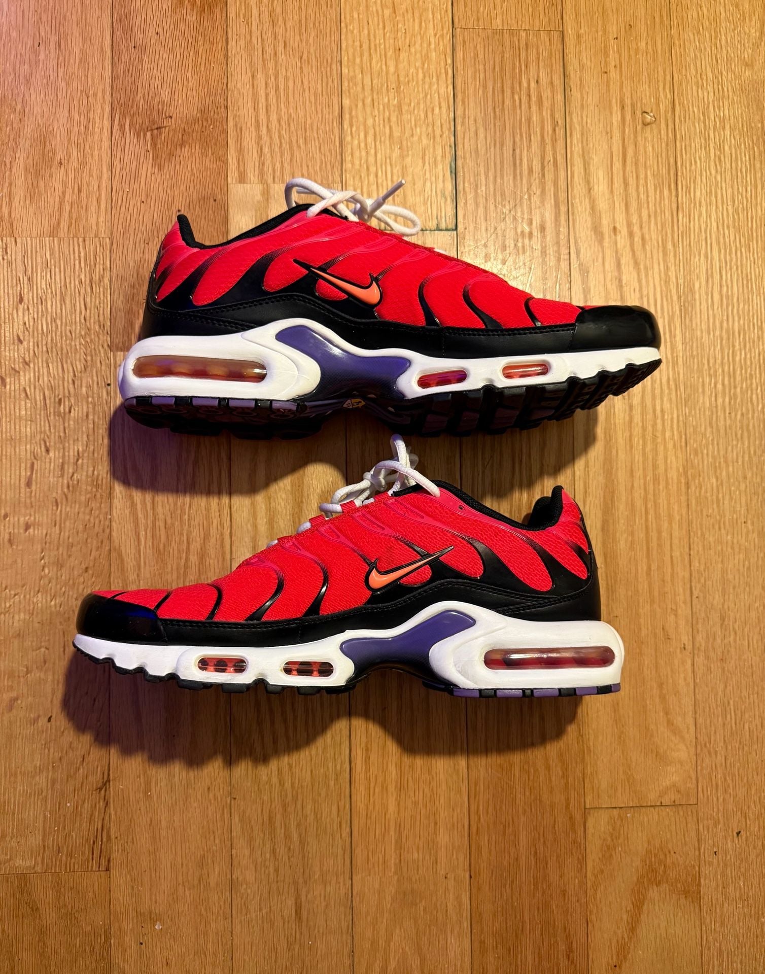 Nike Air Max Plus Siren Red Black White DJ5138-600 Men's Size 10.5 6